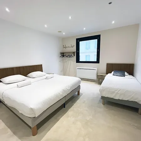 Appartamento Urbanflat 166 - Luxury In The Center Of Parigi
