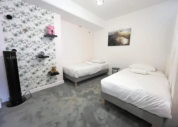 Urbanflat 166 - Luxury In The Center Of Appartamento Parigi