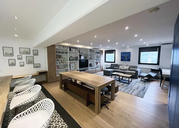 Urbanflat 166 - Luxury In The Center Of Appartamento Parigi